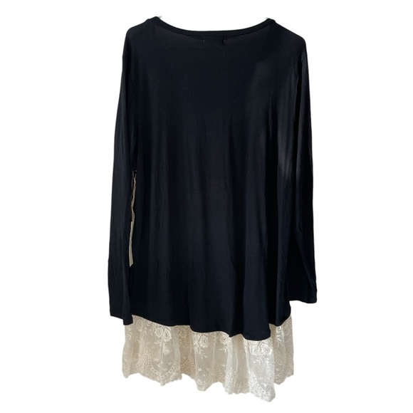 NWT Paper + Tee Black Hi-Low Tunic Lace Hem Tee-1X - Picture 2 of 6